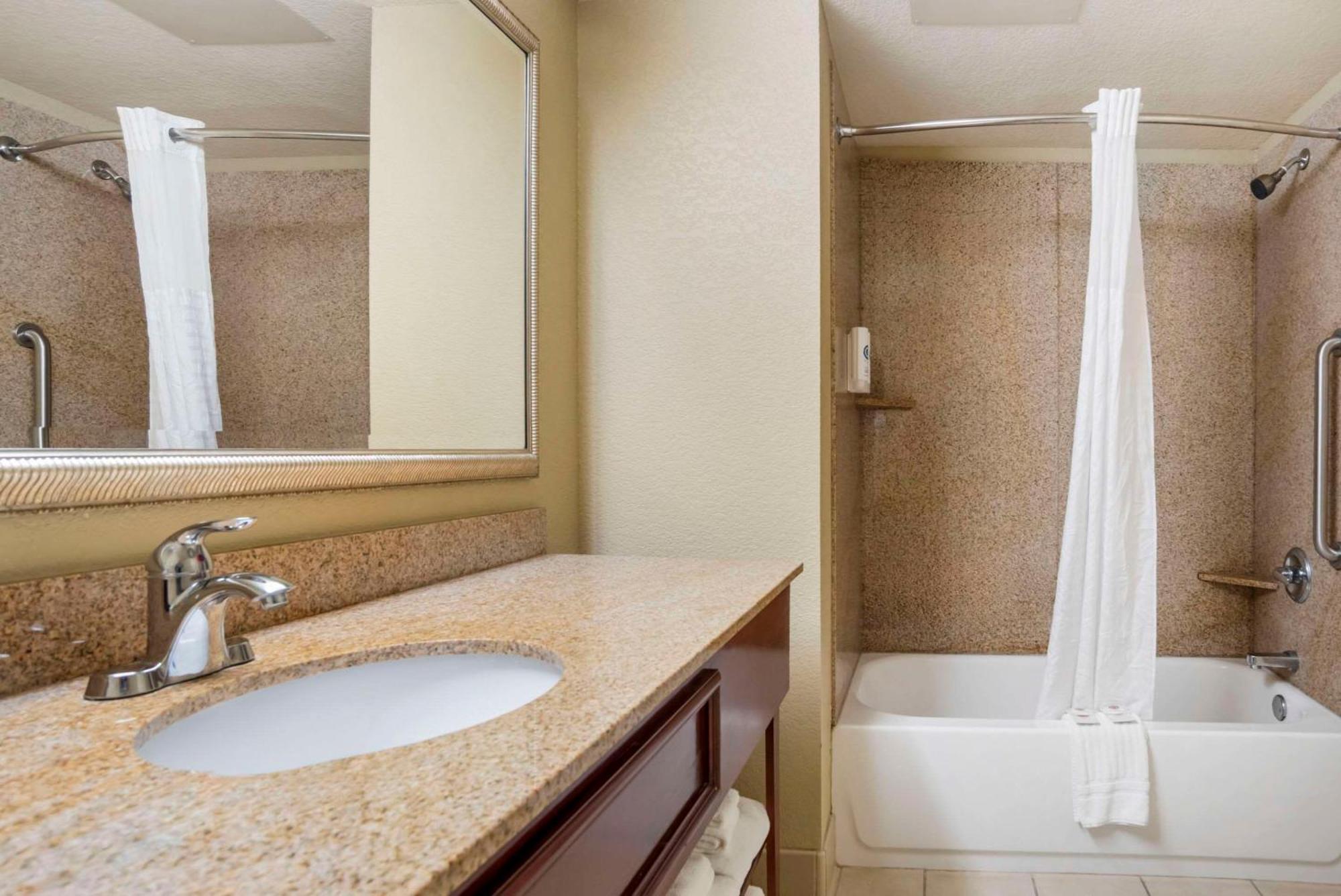 Comfort Inn & Suites Daphne Spanish Fort - Mobile East Bagian luar foto